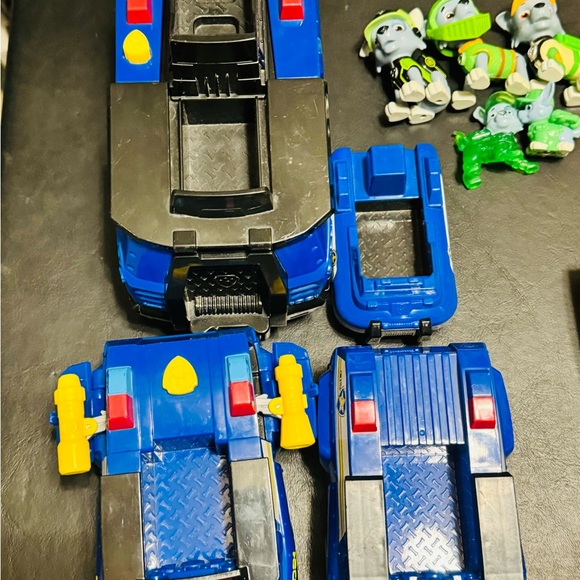 Huge Paw Patrol Toy Lot Figures And Vehicles 53 Pieces Total - Picture 9 of 13